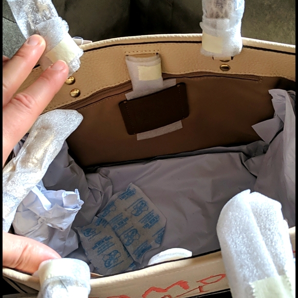 NWT! Coach x Basquiat Dempsey Carry-All - Picture 6 of 11